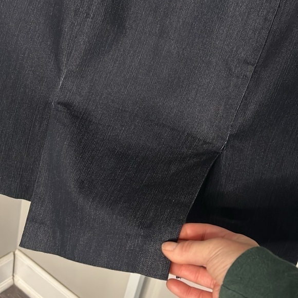 New York & Company Sexy Denim Pencil Skirt Size 8 - Picture 4 of 9